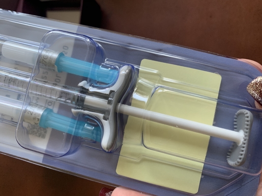 唇はLido Ultra4 2X1mlのJuvedermのHyaluronic酸の皮膚注入口を造り直す