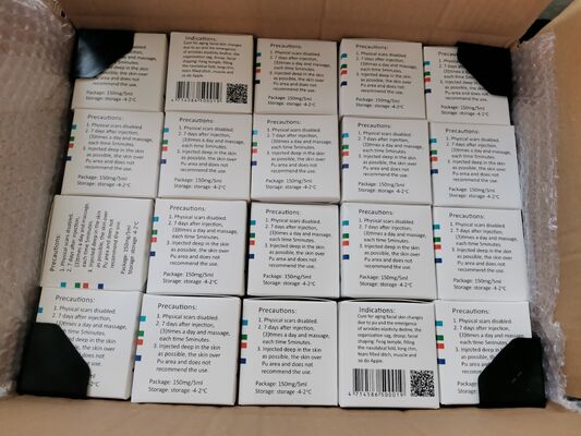 Sculptra 150mg PLLAは、顔の自然なコラーゲン生成を促進し、頬にボリュームを与えます